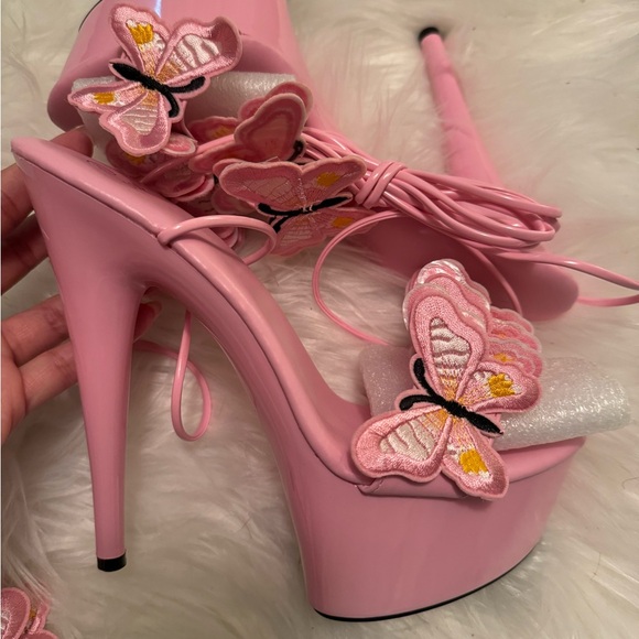 Butterfly lace up heels - Picture 4 of 5